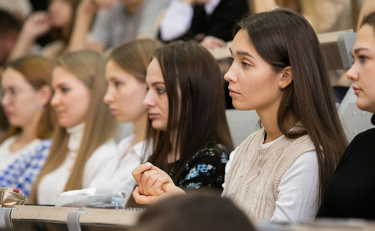 «Фарма – это любовь»: «Промомед» вновь объединил студентов крупнейших вузов России